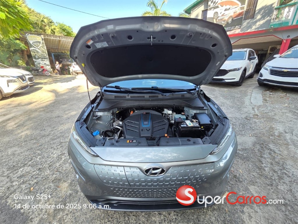 2020 Hyundai KONA Limited — foto 7 / 12