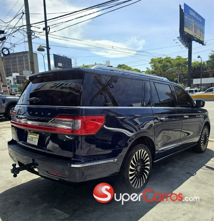 2019 Lincoln Navigator Black Label — foto 2 / 10
