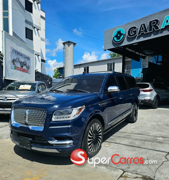 2019 Lincoln Navigator Black Label — foto 9 / 10