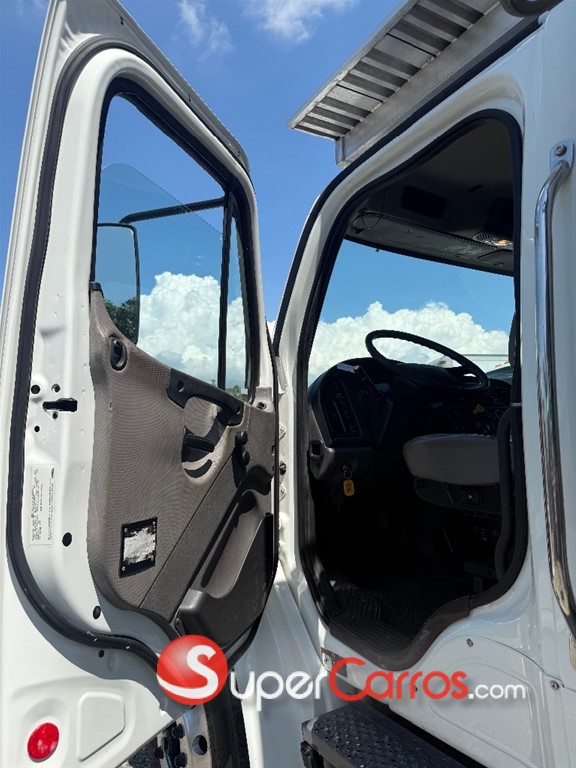 2019 Freightliner M2 — foto 4 / 7
