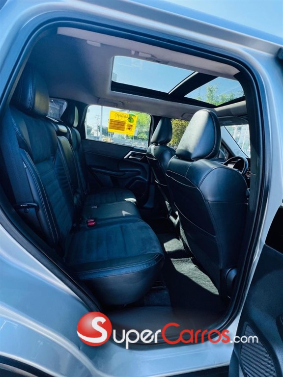 2022 Mitsubishi Motors Outlander SE — foto 7 / 11