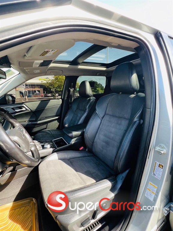 2022 Mitsubishi Motors Outlander SE — foto 8 / 11