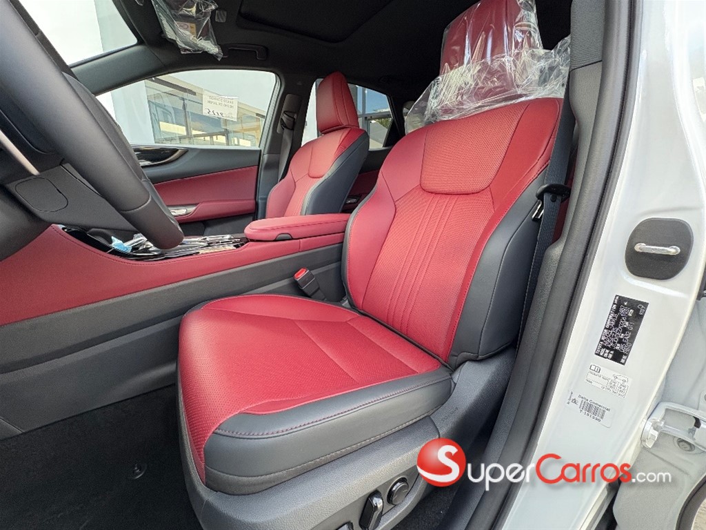 2025 Lexus NX 350 Hybrid — foto 5 / 9