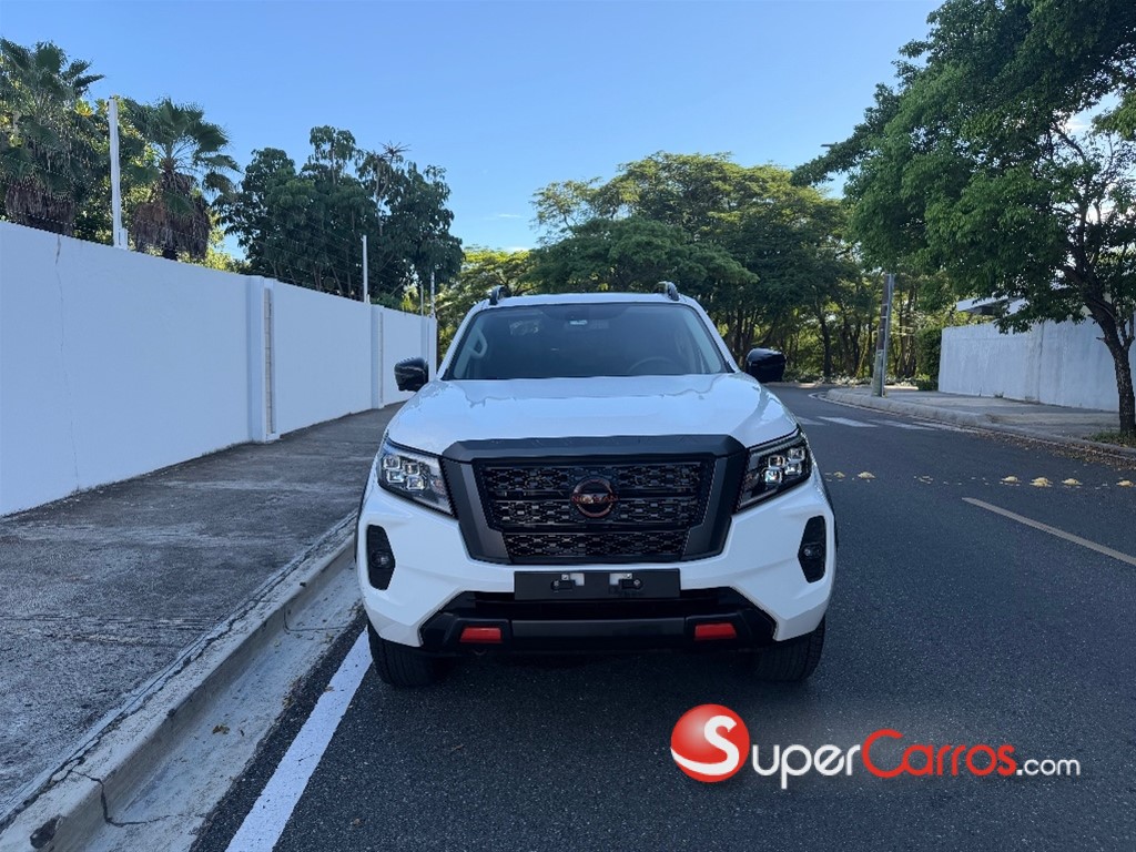 2025 Nissan Navara PRO X4 — foto 3 / 11