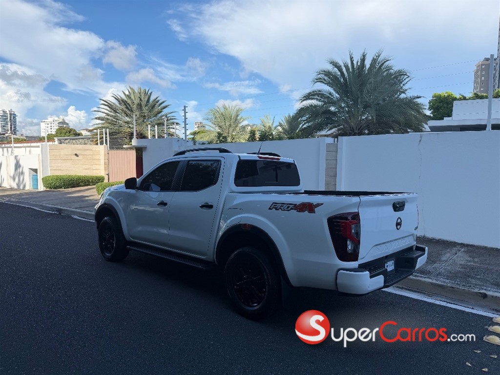 2025 Nissan Navara PRO X4 — foto 7 / 11