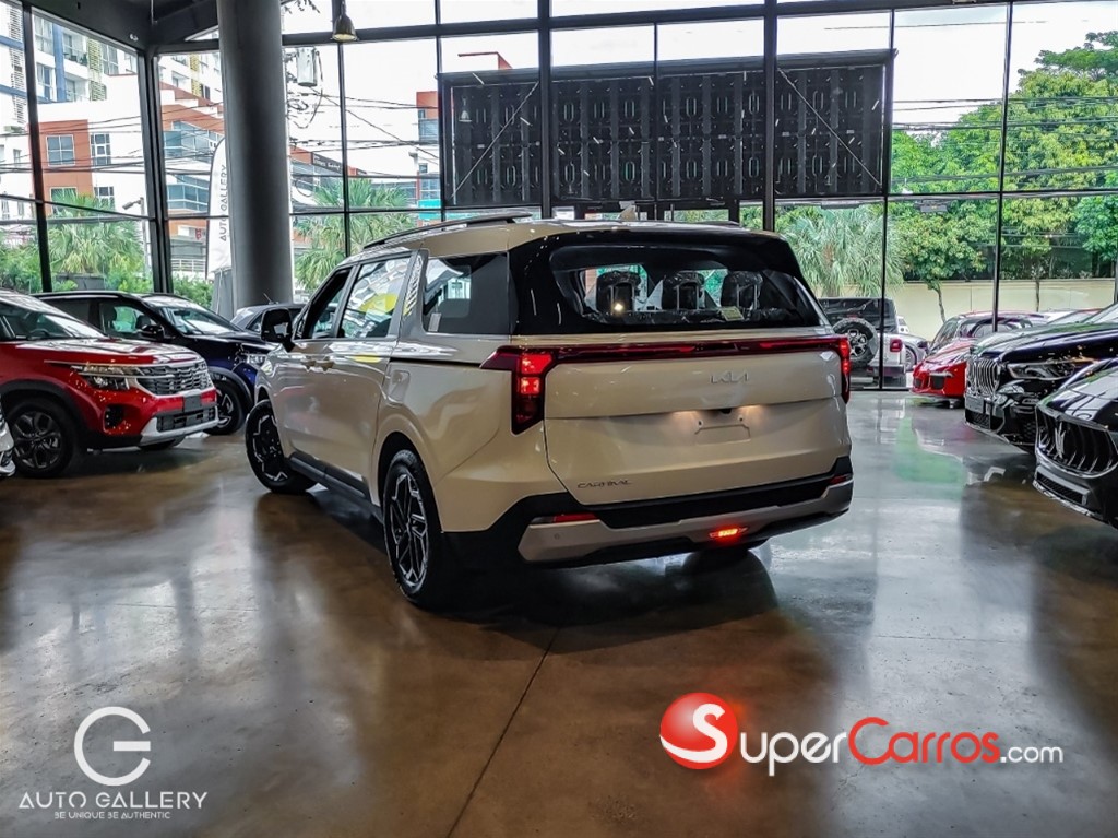 2026 Kia Carnival — foto 2 / 10