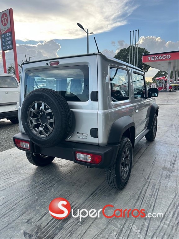 2027 Suzuki Jimny GLX — foto 4 / 8