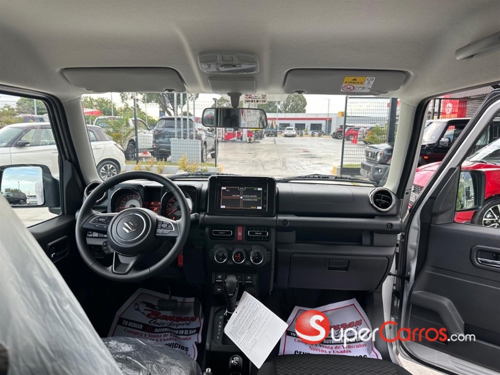 2027 Suzuki Jimny GLX — foto 6 / 8