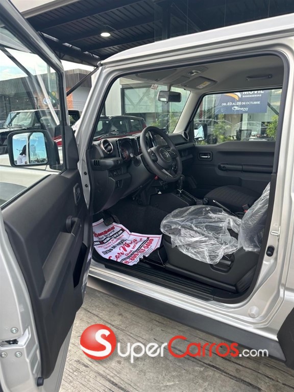 2027 Suzuki Jimny GLX — foto 8 / 8