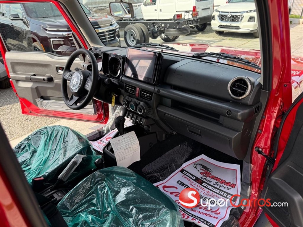 2027 Suzuki Jimny GLX — foto 6 / 9