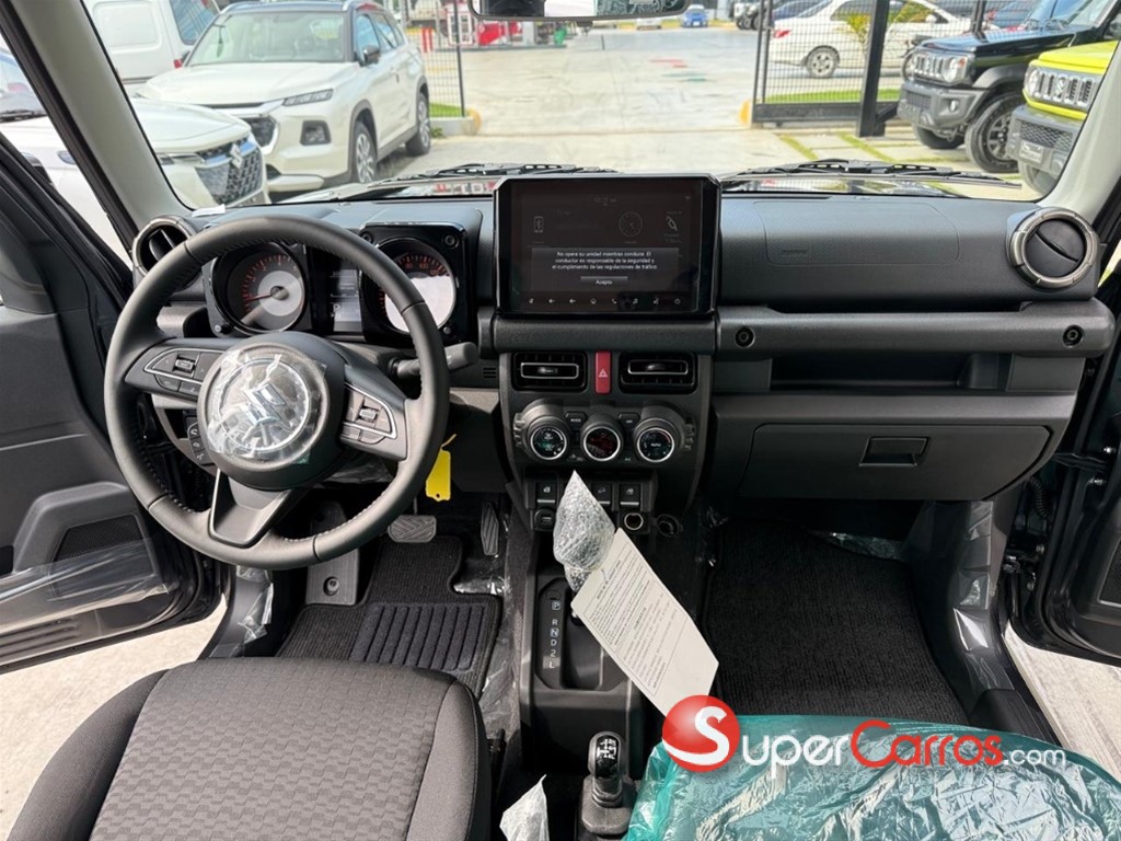 2027 Suzuki Jimny GLX — foto 9 / 9