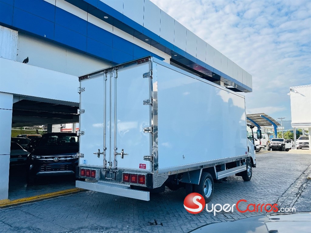 2026 Isuzu NQR 16 Pies — foto 3 / 12