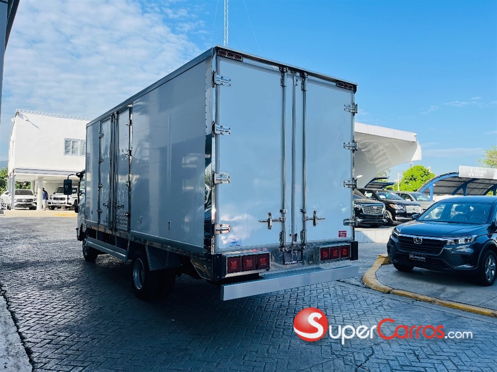 2026 Isuzu NQR 16 Pies — foto 4 / 12