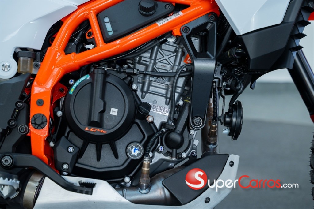 2025 KTM 390 ADVENTURE — foto 6 / 12