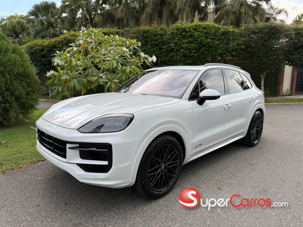 2024 Porsche Cayenne GTS