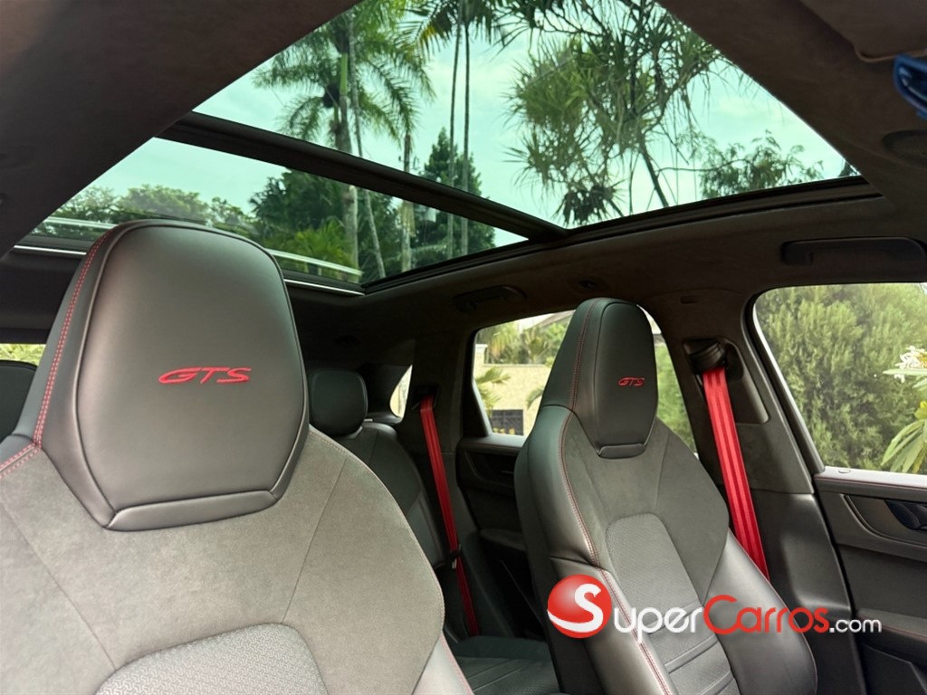 2024 Porsche Cayenne GTS — foto 8 / 8