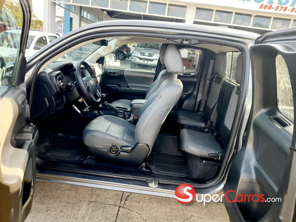 2020 Toyota Tacoma SR5 — foto 4 / 12