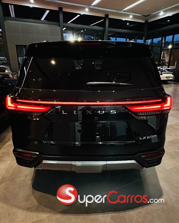 2024 Lexus LX 600 Luxury — foto 11 / 12