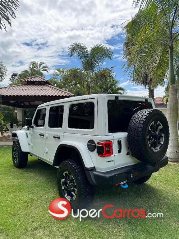 2024 Jeep Wrangler Rubicon X — foto 4 / 12