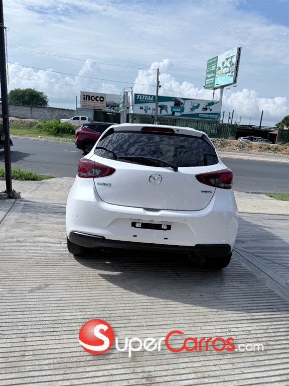 2020 Mazda Demio — foto 6 / 10