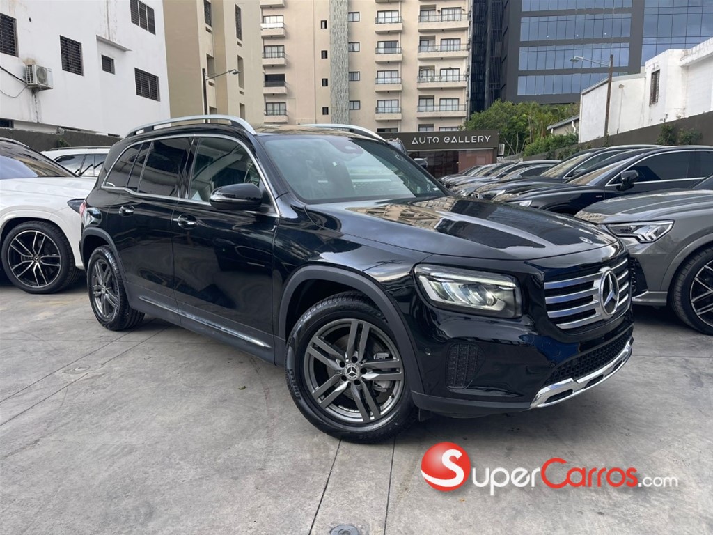 2026 Mercedes-Benz Clase GLB 200 Progressive — foto 2 / 8