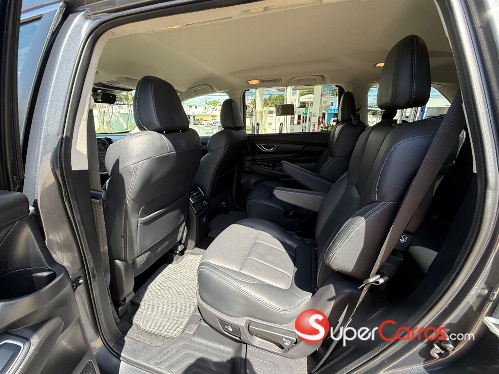 2023 Subaru Ascent Limited — foto 9 / 11