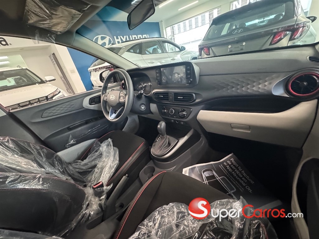 2025 Hyundai Grand I 10 Sedan — foto 10 / 12