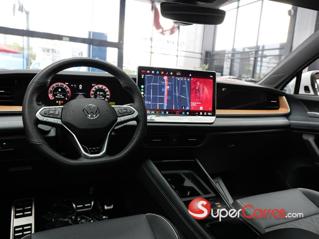 2026 Volkswagen Tiguan R Design — foto 3 / 9