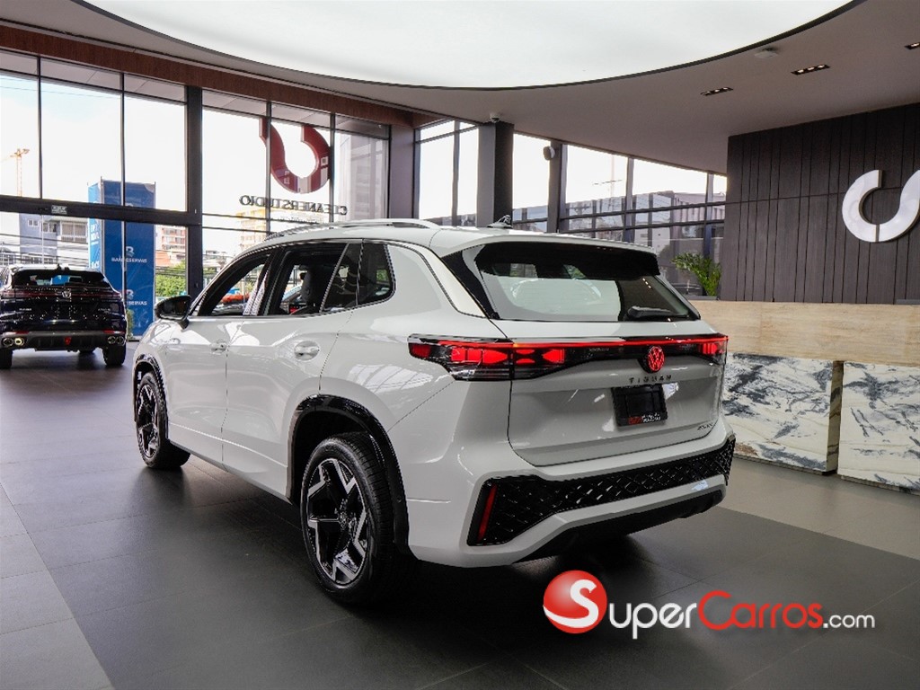 2026 Volkswagen Tiguan R Design — foto 5 / 9