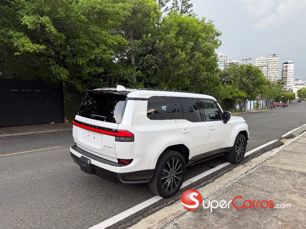 2024 Lexus GX 550 Luxury — foto 3 / 10