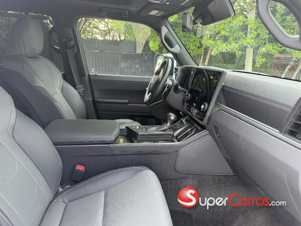 2024 Lexus GX 550 Luxury — foto 6 / 10