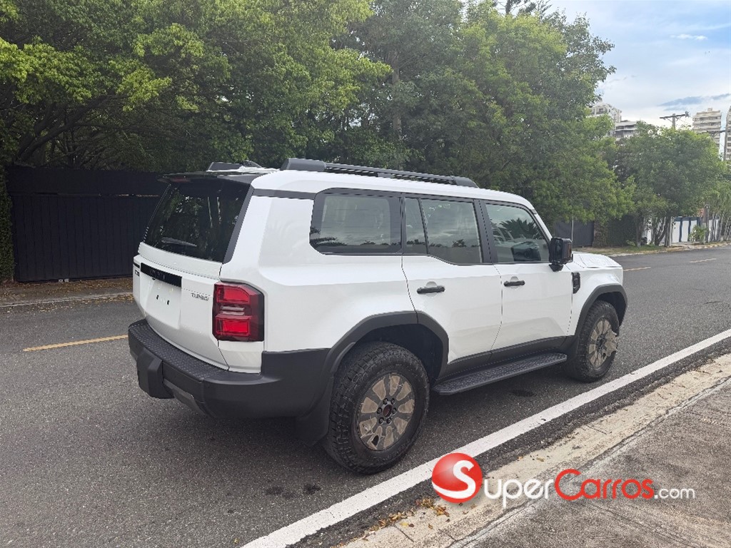 2025 Toyota Land Cruiser Prado Adventure — foto 5 / 12