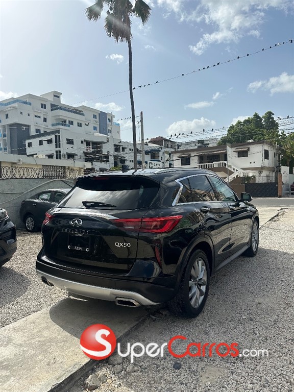 2019 Infiniti QX-50 Luxe — foto 5 / 10