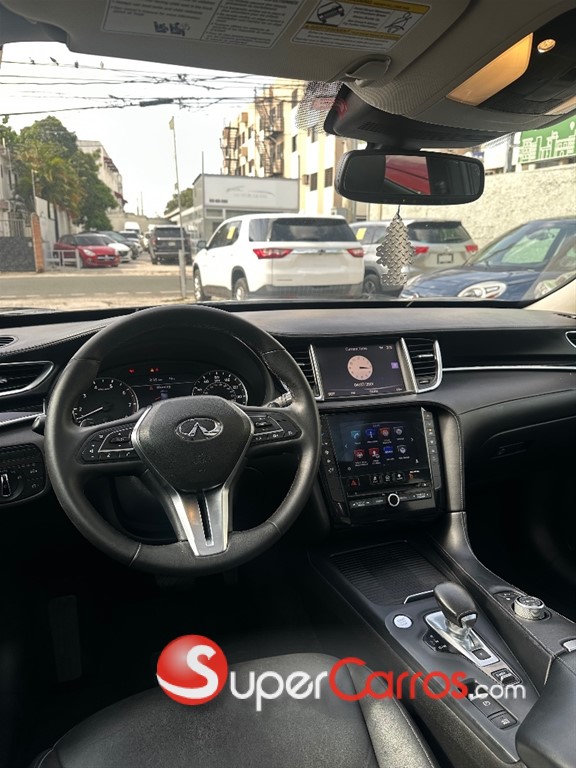 2019 Infiniti QX-50 Luxe — foto 9 / 10