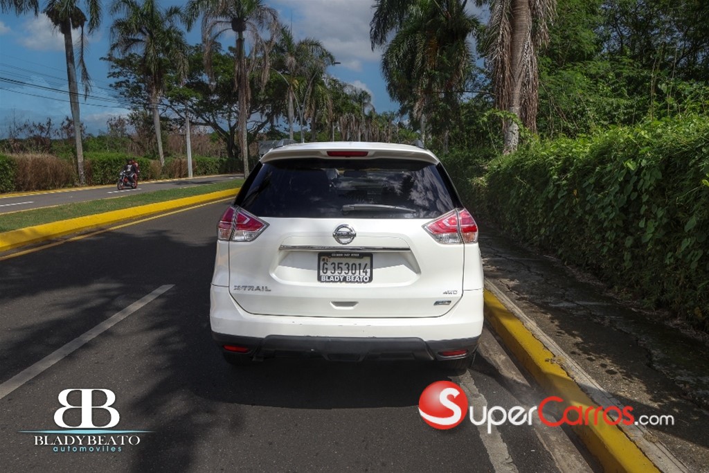 2016 Nissan X-Trail — foto 9 / 11