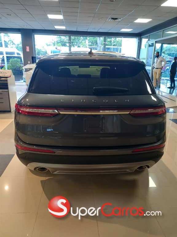 2025 Lincoln Corsair — foto 6 / 8