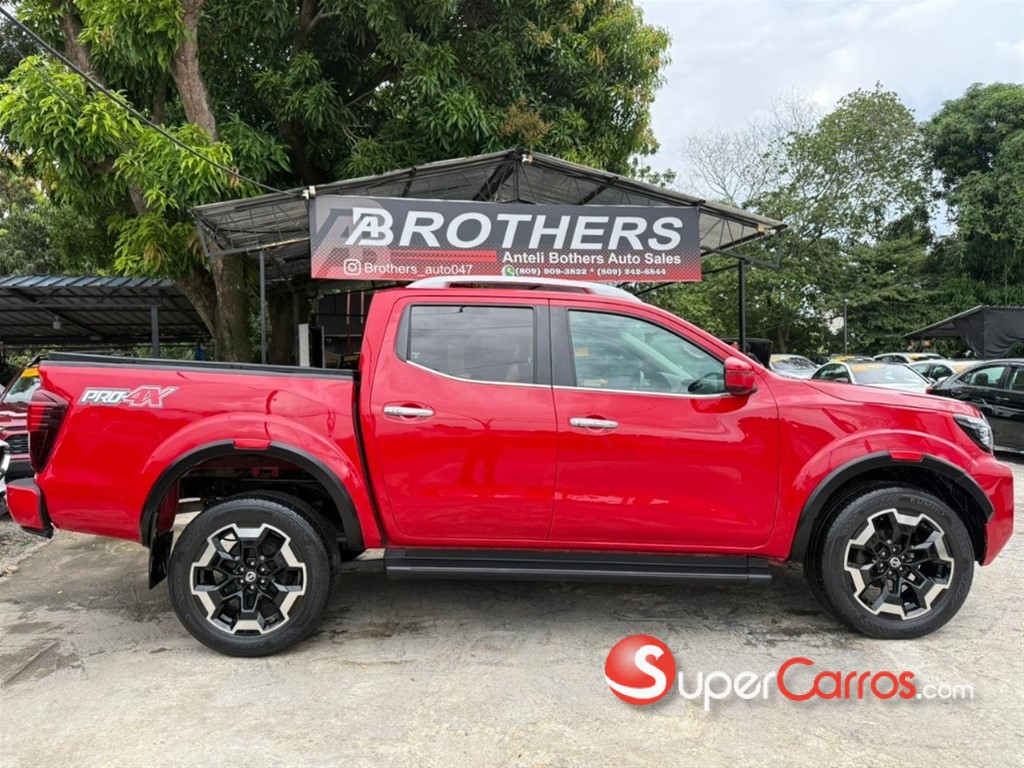 2021 Nissan Navara XE — foto 4 / 12