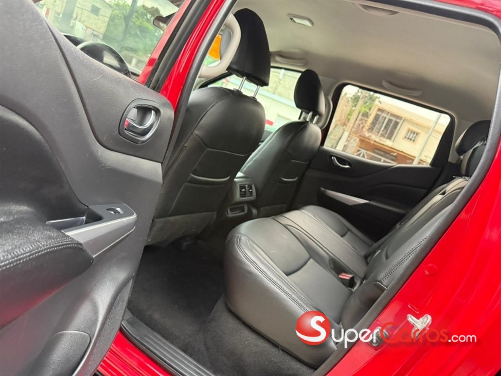2021 Nissan Navara XE — foto 9 / 12