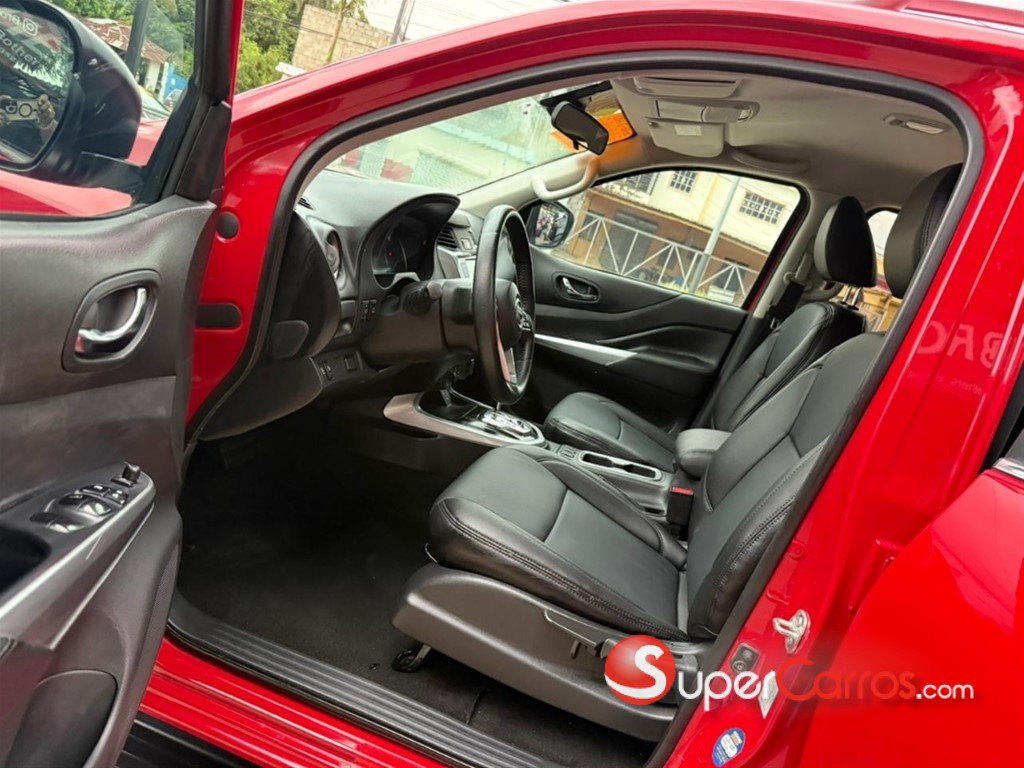 2021 Nissan Navara XE — foto 10 / 12