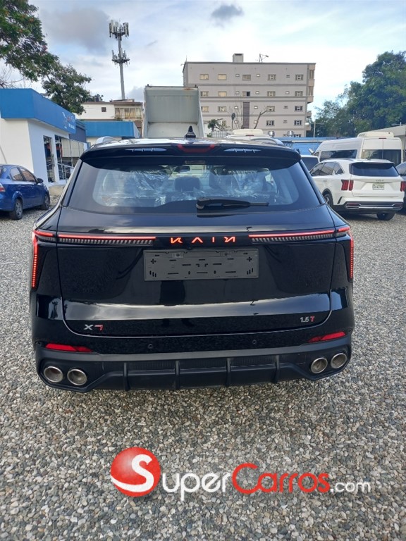 2027 Kaiyi X7 — foto 9 / 11
