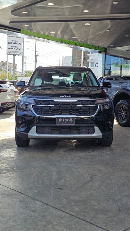 2027 Kia Seltos Luxury — foto 2 / 12