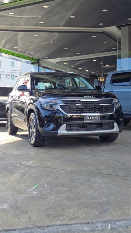 2027 Kia Seltos Luxury — foto 3 / 12