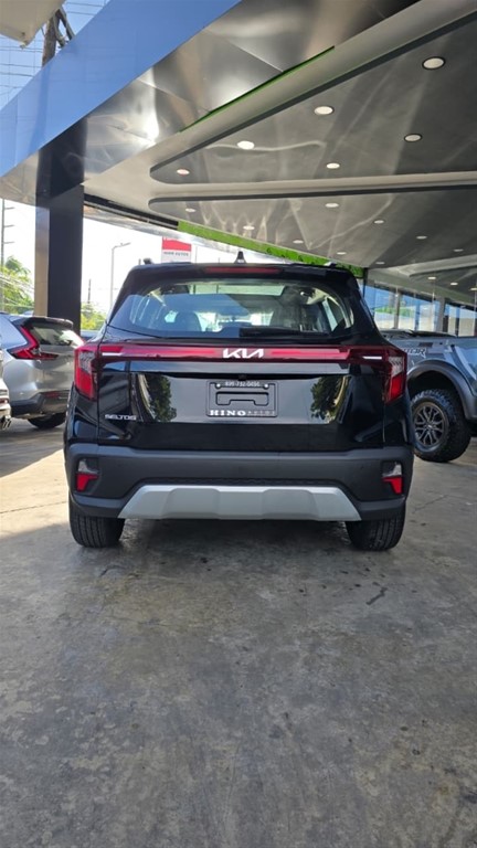 2027 Kia Seltos Luxury — foto 6 / 12