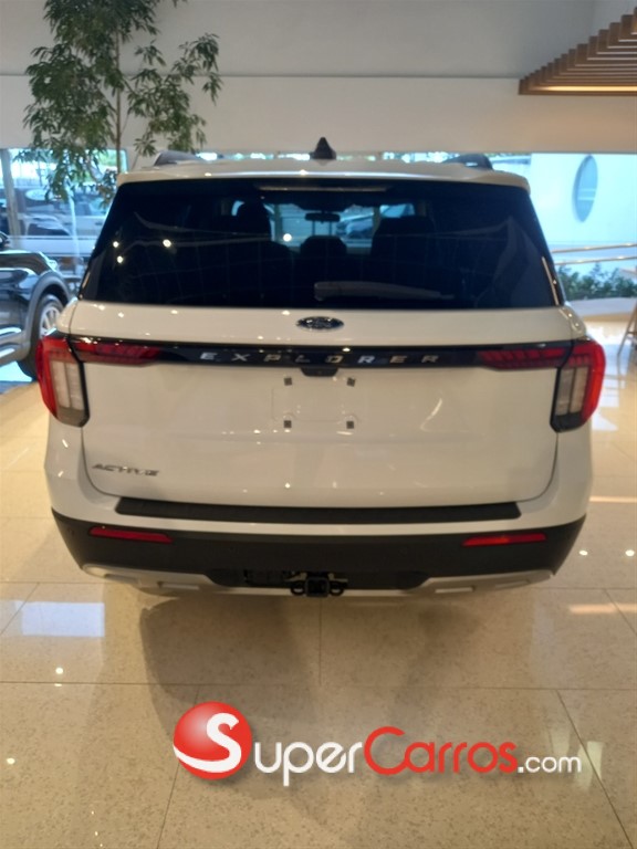2026 Ford Explorer Active — foto 5 / 12