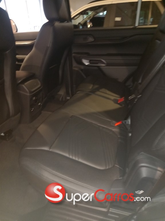 2026 Ford Everest Limited — foto 5 / 9
