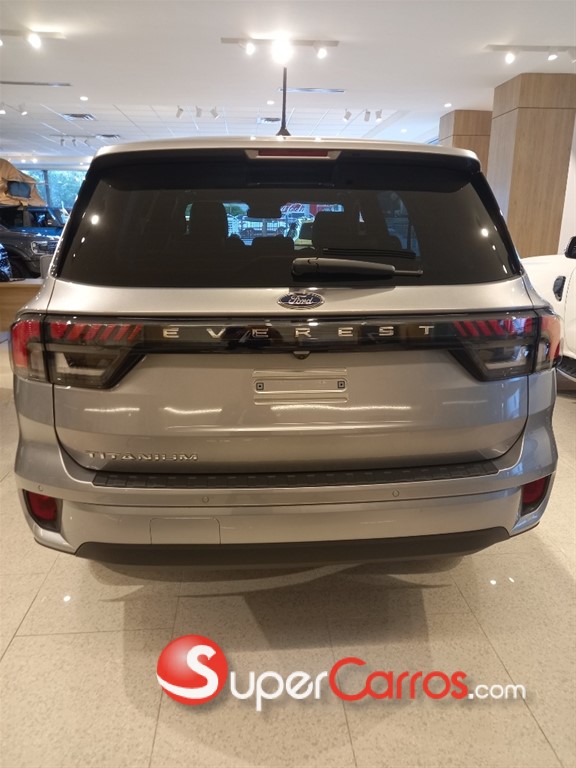 2026 Ford Everest Limited — foto 7 / 9