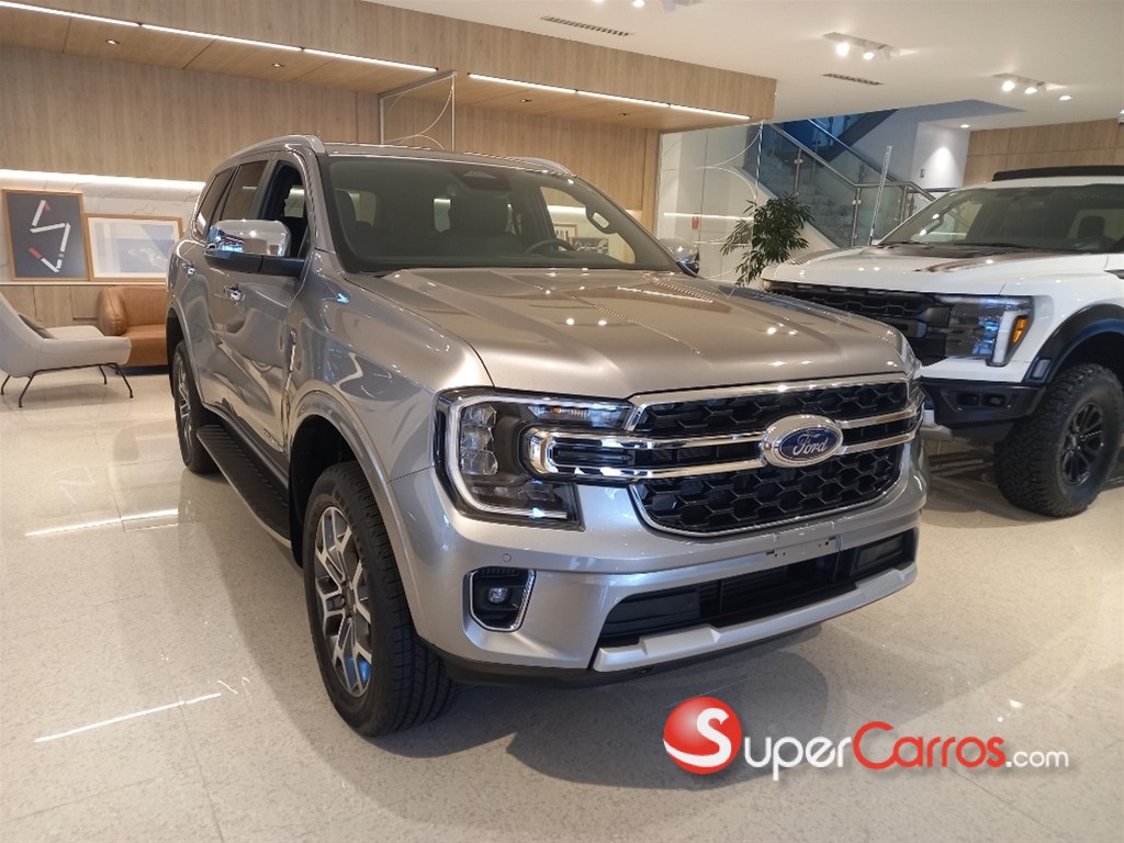 2026 Ford Everest Limited — foto 9 / 9