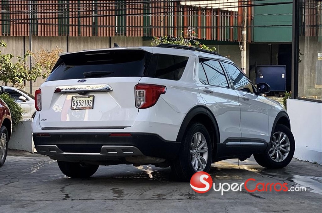 2021 Ford Explorer XLT — foto 2 / 12