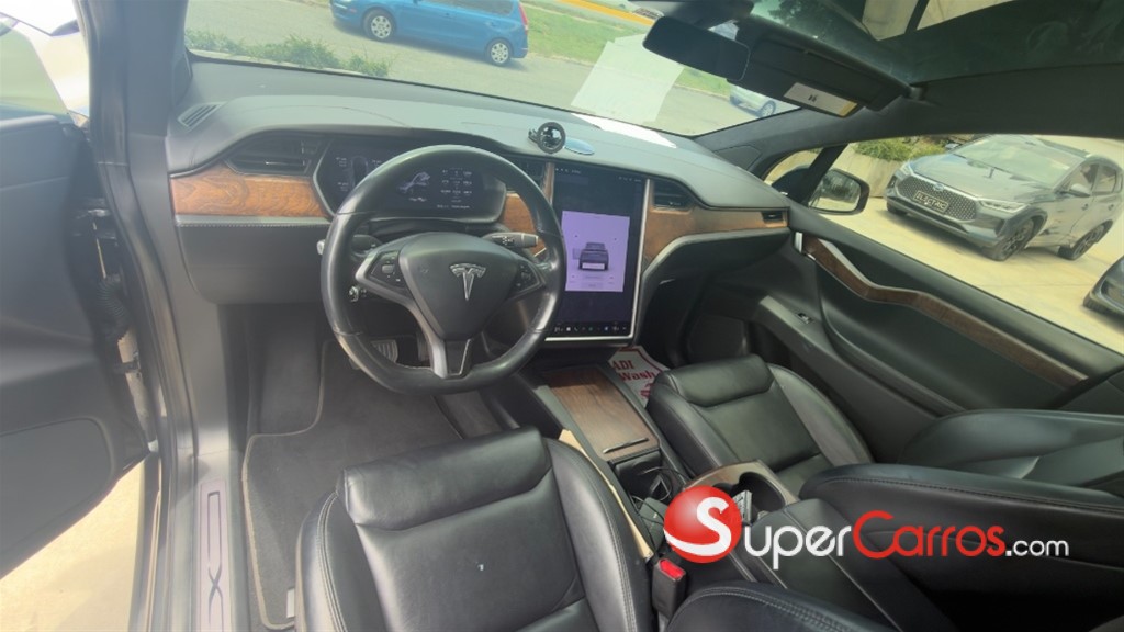 2020 Tesla Model X Long Range — foto 8 / 10