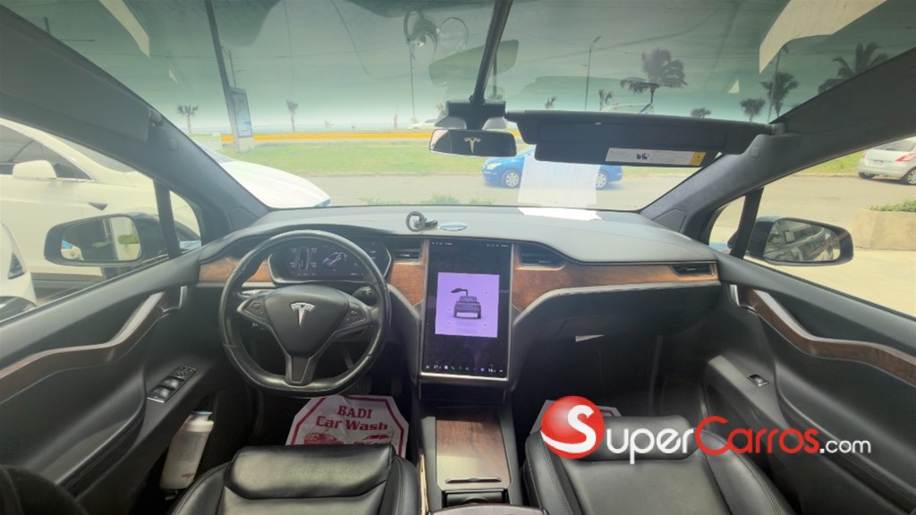 2020 Tesla Model X Long Range — foto 9 / 10